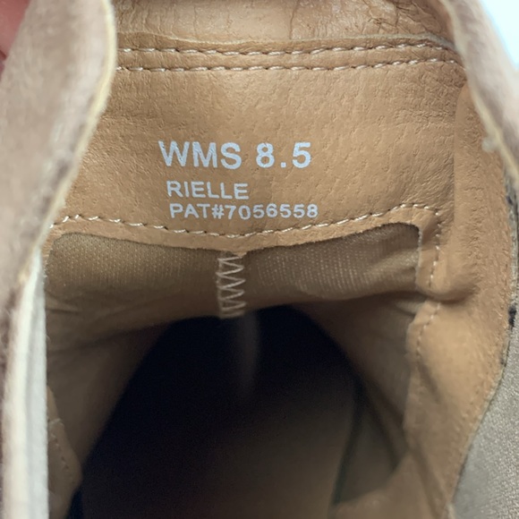 DOLCE VITA Rielle Suede leather Boots Tan Size 8.5 Wedge Pull on Booties - Picture 8 of 15